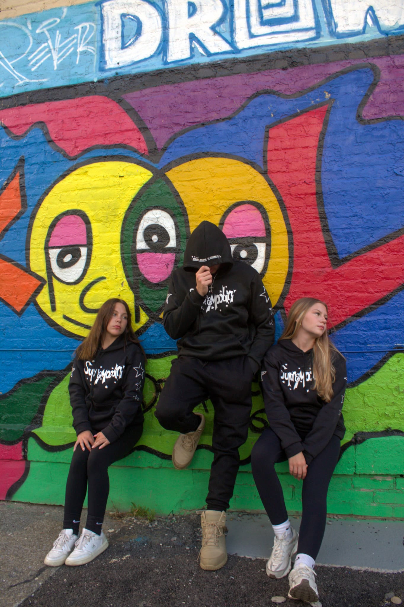 Supremodari 100% Black Polyester Unisex Motivational Streetwear Hoodie Drop 001