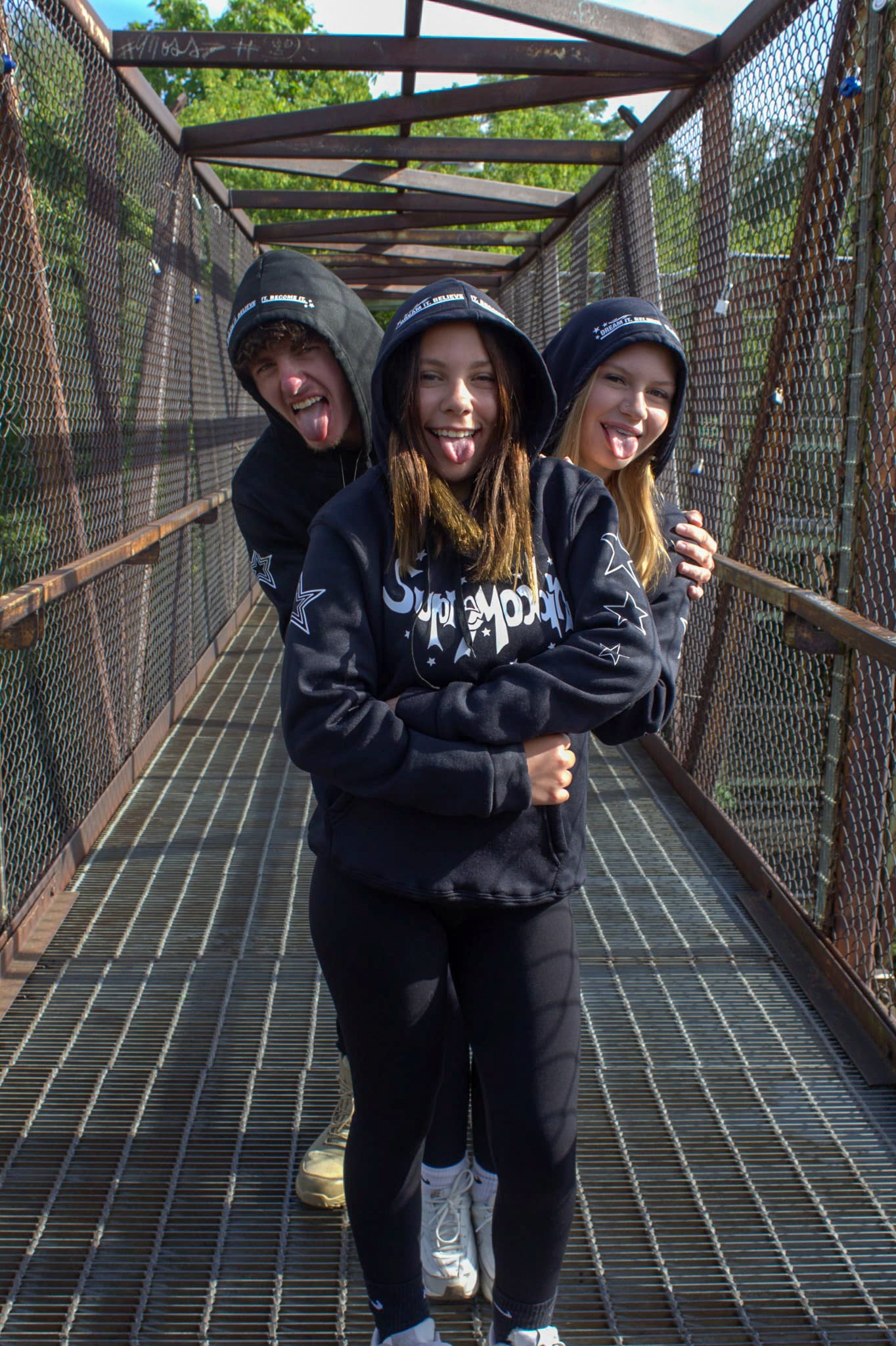 Supremodari 100% Black Polyester Unisex Motivational Streetwear Hoodie Drop 001